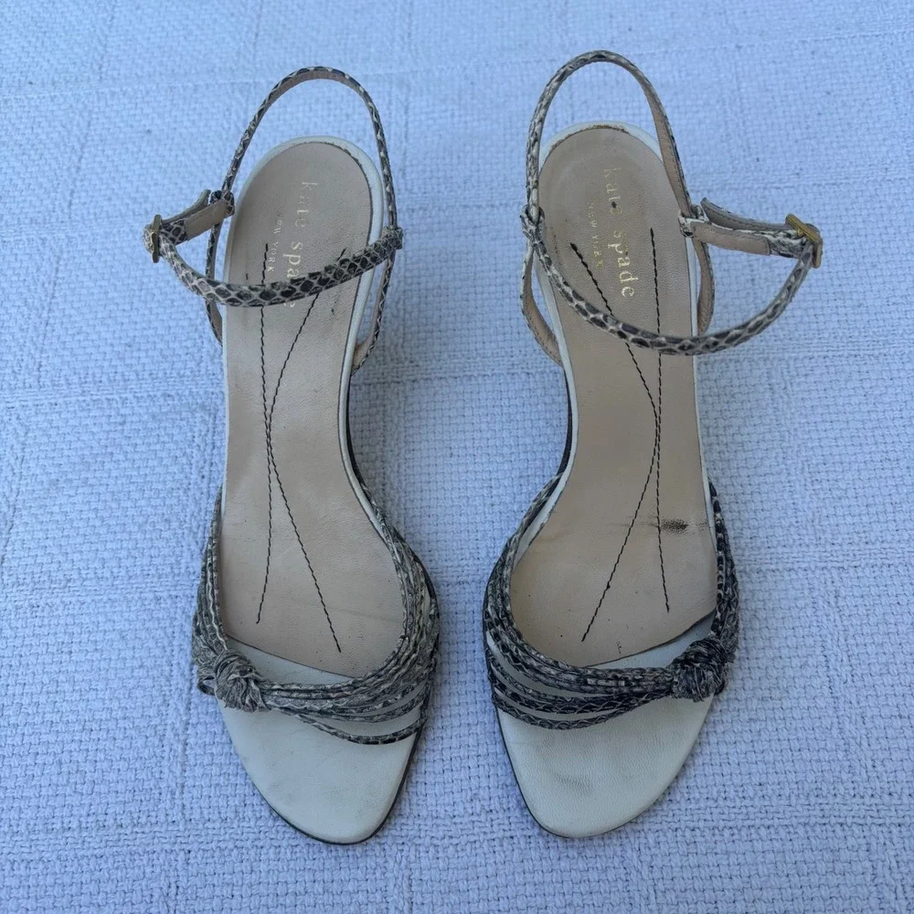 Women's 6.5 KATE SPADE Vintage Y2K White Leather Snake Strappy Heeled Sandals